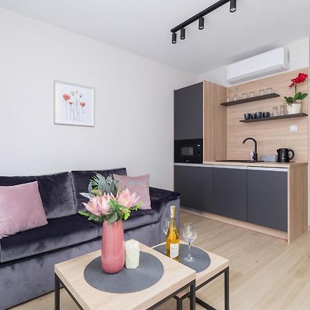 Modern Apartment Srodmiescie Krakow By Noclegi Renters Luaran gambar